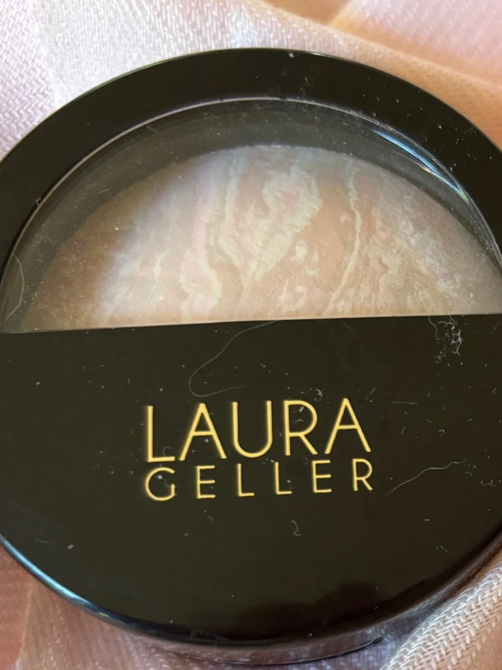 LAURA GELLER NEW Baked Balance-n-Brighten Foundation Porcelain